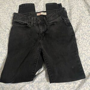 Stratus Levi’s jeans size 4